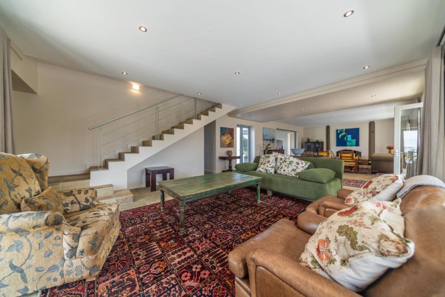 To Let 5 Bedroom Property for Rent in De Zalze Winelands Golf Estate Western Cape